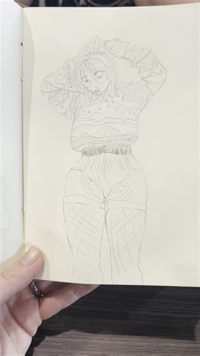 Another sketchbook tour! This one is my on the go sketchbook so everything is a little less fleshed out. Mainly just try to draw as fast as possibly. #sketchbook #sketchbooktour #lifedrawing #artist #✝️