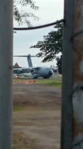 Finally I found the IDAF's A-400 (HLP/WIHH) #a400m #airbusa400m #tniau #fyp #halimperdanakusuma