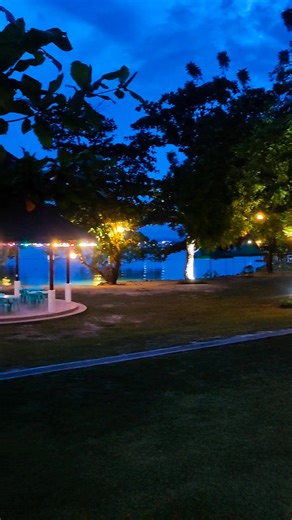 Happy weekend! 🌴🌊 Visit us Babak Bamboo Beach Resort 🌊🌊🌊 | Babak Bamboo Beach Resort