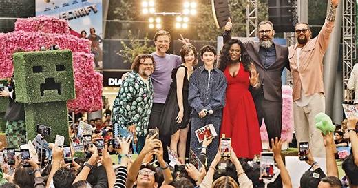 Minecraft en México: Una premier llena de magia, estrellas y fans apasionados