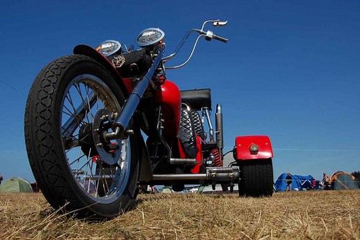 What are Motorcycles with 3 Wheels Called? [10 Facts About Trikes] |