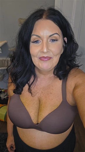 The Ultimate Guide to Wireless Bras: Comfort and Style