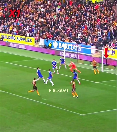 courtois unstoppable. #football #footballshorts #footballhighlights