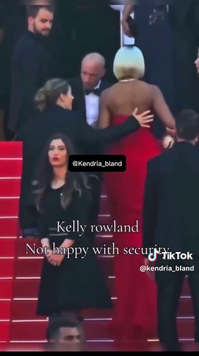 I can read lips a lil so this is what i got | lips