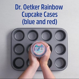 Celebrate the 4th of July with these popping candy-filled Firework cupcakes! Who's giving them a go? 🧁🧁 https://www.oetker.ie/ie-en/recipe/r/4th-july-firework-cupcake | Dr. Oetker Baking Ireland