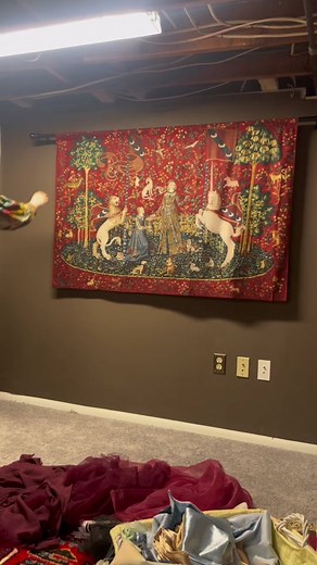 Sneaky peak to the space that @drag0nmistress and I filmed content in. Its been a while tiktok! Hello :) 🖤