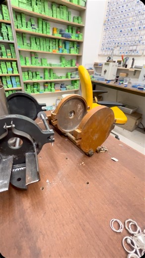 zargarkhoneh on Instagram‎: "مهندس کار درست سهیل فرجی هر ابزاری بخواهی ازش ن تو کارش نیست"‎