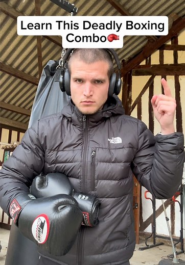 Try this boxing combo 👊🔥 #boxing #boxing 🥊 #boxingcombo #boxingtok #boxingbag