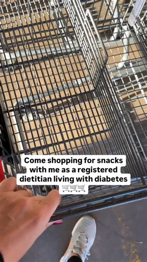 Diabetes Dietitian🥑 Mary Ellen on Instagram: "Blood sugar friendly snacks I put on our meal plan this week! 1) Celery + PB 2) Babybel cheeses 3) KIND protein bars 4) Almonds 5) Chobani yogurt drinks For more blood sugar friendly snack ideas check out this week and next week’s meal plan at the link in my profile! And as always, drop your questions in the comments! Meal plan info and link is in my profile! #milknhoneynutrition #diabetes #bloodsugar #type1 #t1d #type1diabetes #type2 #t2d #type2dia