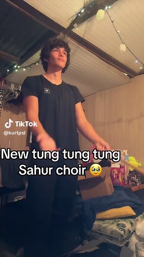 Tung Tung Tung: Sahur Choir Finale
