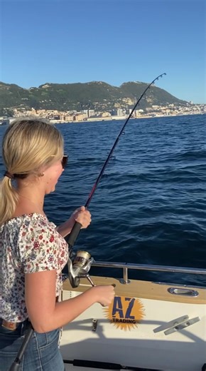 Chloe Raymarine Axiom = mackerel time! #fishing #mackerel #bait #baitfishing #fishinggirl #fyp #viral