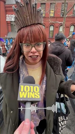 Music, color, and tradition take over East Harlem for Three Kings Day