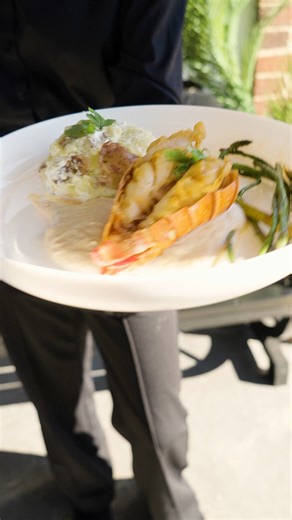 3K views · 27 reactions | Tropical Lobster Tail  Langosta Tropical  una delicia que tienes que probar. | Bistro Tropical Seafood Restaurante | Facebook