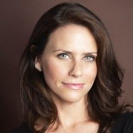 Amy Landecker | Speaking Fee | Booking Agent