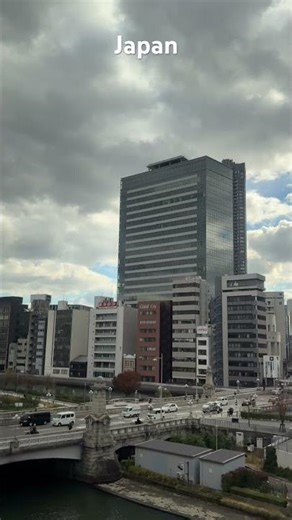 Japan City Tour 🇯🇵 | River Views & Street Life 🌊🏙️ #Shorts