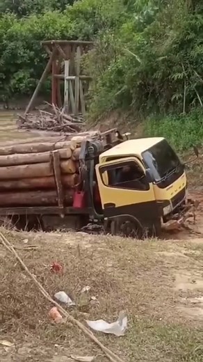 River wading truck | Machine Equipment