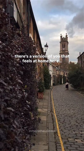 This is for those who feel like they’ve always belonged in Edinburgh… ❤️‍🔥 Visiting Edinburgh for the first time? Here are some tips for you: Edinburgh Airport is well-connected to the city centre. Take the Airlink 100 bus for a quick and affordable transfer, or the tram for a more scenic route. Taxis and Uber are also available (though they are more expensive). Both the Airlink 100 Bus and the Tram will get you to the city centre. Here’s how to decide between them: Airlink 100 Bus: 24/7 Servic