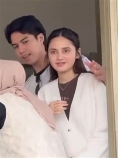 El Rumi's Protective Nature: A Behind-the-Scenes Look