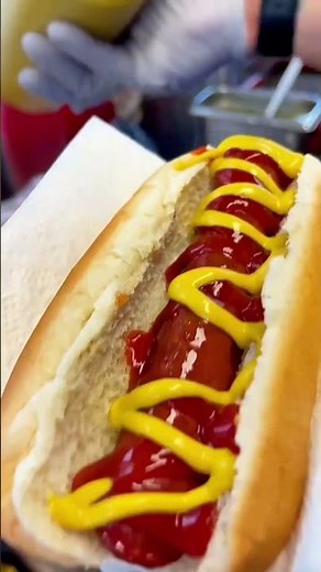 The New York Hot Dog King #nyhotdogking #hotdog #foodies #fastfood