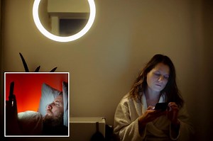 Four Easy Ways To Stop Doomscrolling And Relieve Anxiety