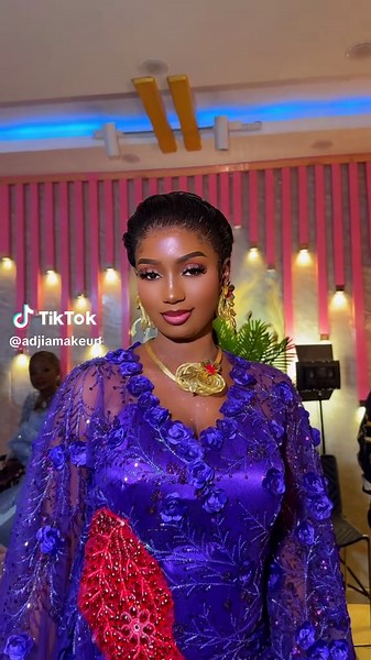 Vidéos de Adjia makeup 💄 (@adjiamakeup) avec son original - Azra Niang