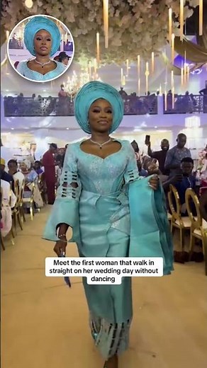 A Nigerian bride has gone viral after confidently walking into her wedding instead of usual dance