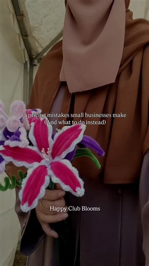 Happy Club | Forever Blooms on Instagram: "Read below.👇 ❌ MISTAKE 1: Pricing only based on material cost. What goes wrong: “I spent ₹300 on material, so I’ll charge ₹500.” 👉 This ignores: Your time, Skill, Packaging, Electricity, Mental energy.😭 ✅ Do this instead: Price should be according to- Material cost + Time + Skill + Overheads + Profit. ✨Your creativity is not free. ❌ MISTAKE 2: Underpricing because “I’m just a small business” What goes wrong: You think being small = charging less. Tru