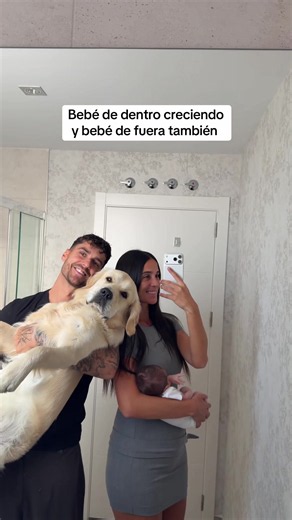 Bebé de dentro creciendo y bebé de fuera también