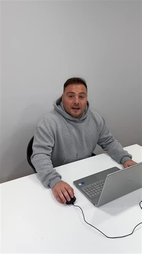 𝑃𝐸𝑇𝑇𝐼 𝐴𝑟𝑡𝑖𝑔𝑖𝑎𝑛𝑖 𝐼𝑡𝑎𝑙𝑖𝑎𝑛𝑖 on Instagram: "✨IL CUSCINO PERSONALIZZATO CHE PARLA DI TE ✨ La tua idea. Il tuo stile. Il tuo cuscino 💭🛋️ Crea un pezzo unico, perfetto per la tua casa o come regalo speciale 🎁 Realizziamo stampe personalizzate in formato 50×50 cm ✔️ File PNG (creato con ChatGPT, dal nostro team o da te) ✔️ Qualità, creatività e zero stress Trasforma un’idea in un ricordo che dura nel tempo ✨ 📩 Scrivici in DM per info e ordini 🌐 Scopri tutti i nostri articoli s