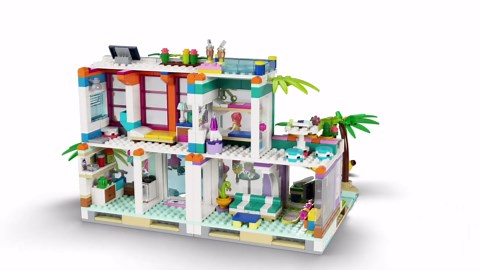 LEGO Friends Vacation Beach House 41709 Building Kit; Gift for Kids Aged 7+; Includes a Mia Mini-Doll, Plus 3 More Characters and 2 Animal Figures to Spark Hours of Imaginative Role Play (686 Pieces)