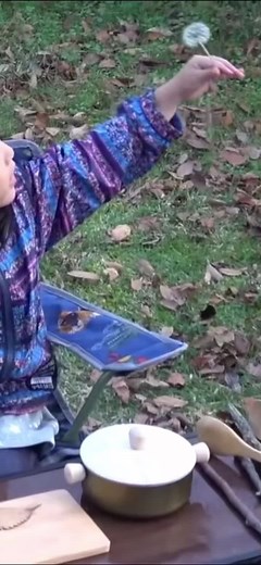 あちゃぴたんぽぽの綿毛飛んでめっちゃ嬉しそうなのがかわいすぎる🤦‍♀️💗💗