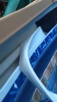 Removing beaded pool liner with air bubble at top