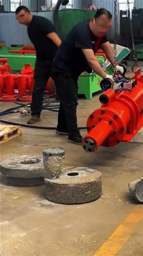 Pneumatic impact hammer