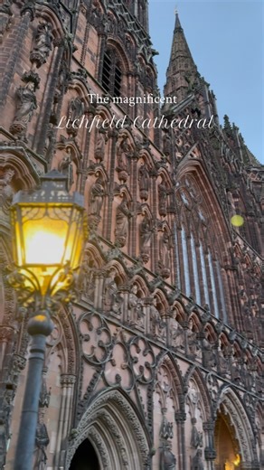 The magnificent Lichfield Cathedral, just a short stroll from 1 Beacon Street, with many of our properties lucky enough to have views of this stunning building ✨ #lichfield #cathedral #christmastree #lamppost #lovewhereyoulive #architecture #cityliving #cathedralcity | Friel Homes