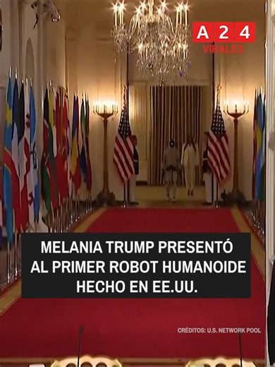 🤖 MELANIA TRUMP PRESENTÓ AL PRIMER ROBOT HUMANOIDE HECHO EN EE.UU. La primera dama de Estados Unidos dio a conocer un robot humanoide desarrollado en el país durante un evento internacional, donde la tecnología fue protagonista. El dispositivo, llamado “Figure 3”, se presentó como una innovación en inteligencia artificial. El androide acompañó a Melania Trump en el escenario y explicó que fue creado en EE.UU., en el marco de una cumbre global que busca impulsar el uso de IA en educación y prote