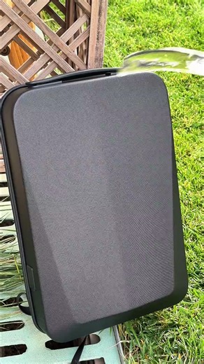 班歌Bange硬壳双肩包出差商务大容量156英寸电脑包带锁防盗防水背包男黑色