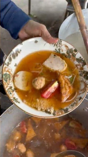 This Vietnamese Street Food Will Make You Hungry in Seconds 😳🍜 THIS Bun Rieu Is INSANE