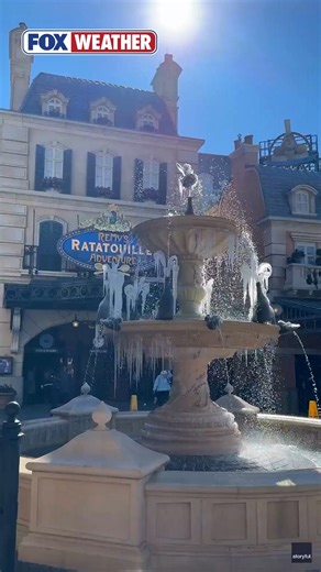 DISNEY FROST: Fountains at Disney World in Orlando, Florida, froze over on Sunday as an arctic blast brought cold temperatures. Some areas set new record lows, according to the National Weather Service. #disneyworld #freezingcold #winter #FoxWeather | FOX Weather