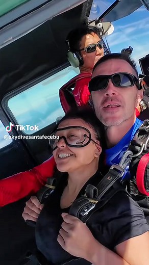 Experience the Thrill of Tandem Skydiving in Cebu