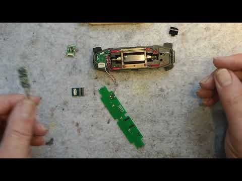 Wolfgangs Märklin Modellbahn Tillig T1 HOe bekommt Tams Pendeldecoder, NEXT 18 Adapter