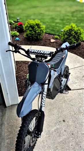 uh oh😑....#ebike #rtr #dirtbike #riding #wheelies #bikelife #ministark #moto #shorts #etmrtr