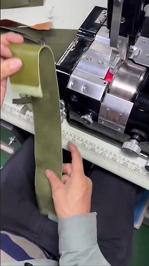 Leather skiving machine