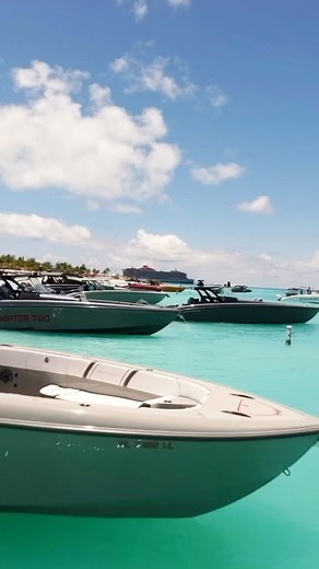 42K views · 1.2K reactions | Adventure is better together #midnightexpressboats | Midnight Express Powerboats | Facebook