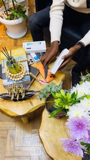 JUGANHUB TECHNOLOGIES on Instagram: "GALXY A26 5G 8GB + 256GB KSH 27,000 Galaxy A26 5G Key Features RAM: 8GB/ 6GB Internal Storage: 128GB, 256GB Display: 6.7-inch, Super AMOLED Connectivity: 5G, Wi-Fi, Bluetooth 5.3, NFC OS: Android 15, up to 6 major Android upgrades, One UI 7 Chipset: Exynos 1380 (5 nm) Front Camera: 13MP Main Camera: 50MP +8MP + 2MP Battery: 5000mAh, 25W Colors: Black, White, Mint, Peach Pink ●Reserve Paybill:247247 ac no : 340495 ●Description -Durability: IP67 dust and water