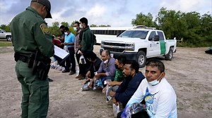 Border states, White House bracing for migrant surge when title 42 ends