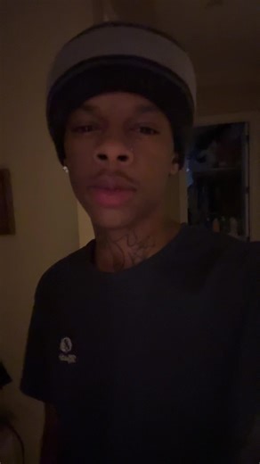 finger guy (@lemmefinger)’s videos with BLRDDD - FattMack