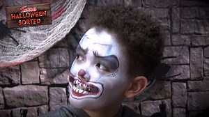 The brilliant thing about this costume? All you need is some face paint!! Check out our 'Clown-look' makeup tutorial - easy to do and will be sure to attract a few treats :-P #HalloweenSorted For our full range of makeup videos, visit swizzels.com/Halloween | Swizzels