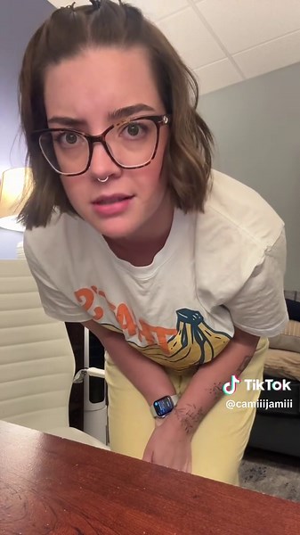 Mastering the Oversized Fashion Trend for Gen Z