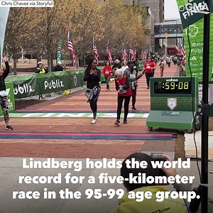 3.9M views · 268K reactions | This 98-year-old completes the Atlanta 5K race in less than one hour!  https://gma.abc/2RLs12h | Good Morning America | Facebook