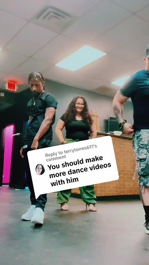 Replying to @terrytorres611 Fall Back Too Close You Aint Even Know Me #trending rn as we speak! 131.9k videos and we are top 20 🙌🏾 God Is So Good #foryoupage #collab W/@Kιɳɠ Pαρι Tҽxαʂ #vibez #FallBackChallenge🙌🏾 #podcasting